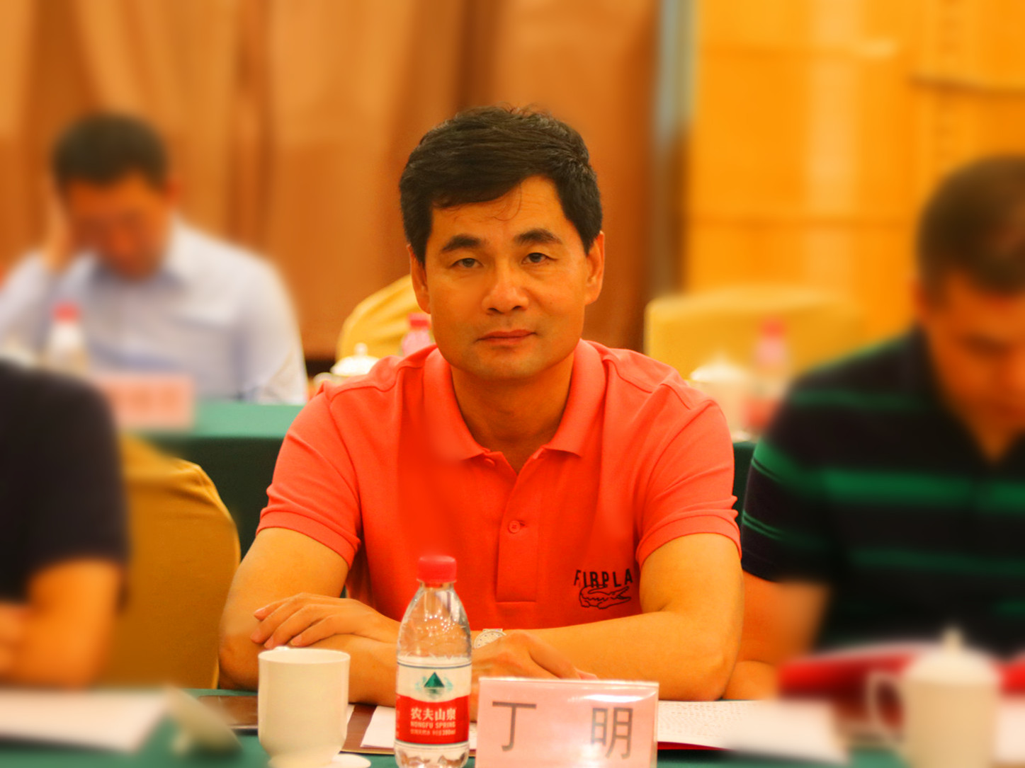 2L8A2050.jpg 2L8A2050.jpg