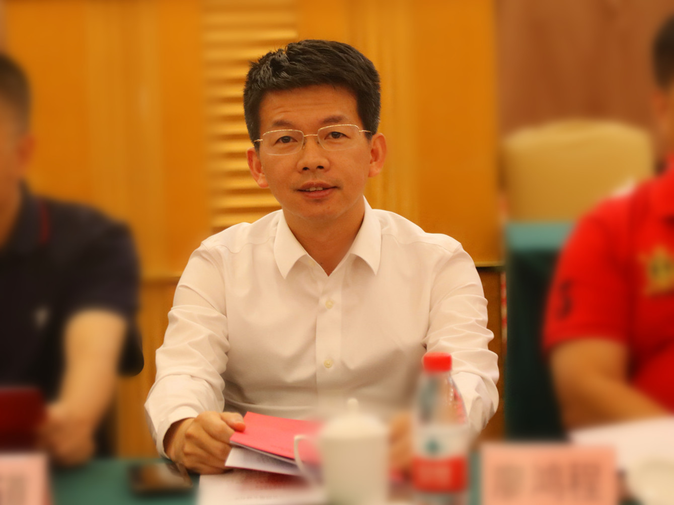 2L8A2067.jpg 2L8A2067.jpg