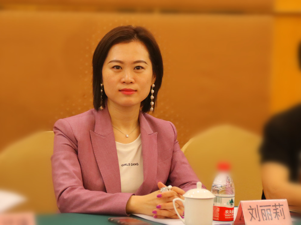 2L8A2215.jpg 2L8A2215.jpg