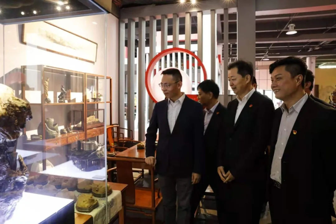 3.webp.jpg 3.webp.jpg