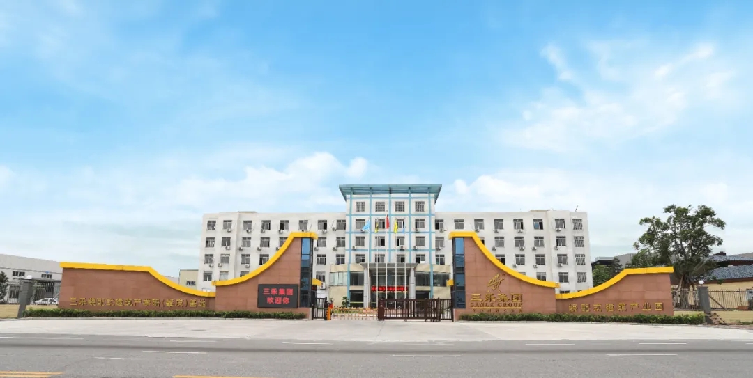 1.webp.jpg 1.webp.jpg