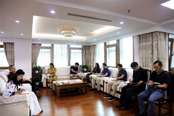 2L8A3452.jpg 2L8A3452.jpg