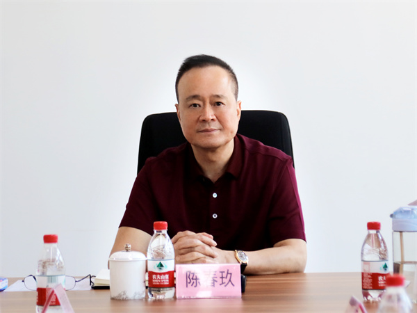 2L8A4223w.jpg 2L8A4223w.jpg