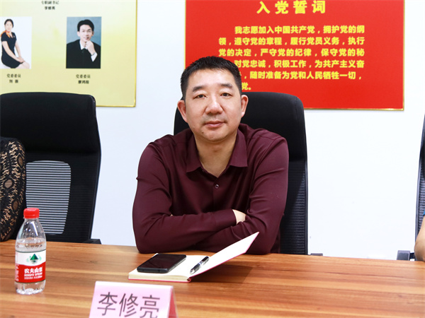 2L8A7373.jpg 2L8A7373.jpg