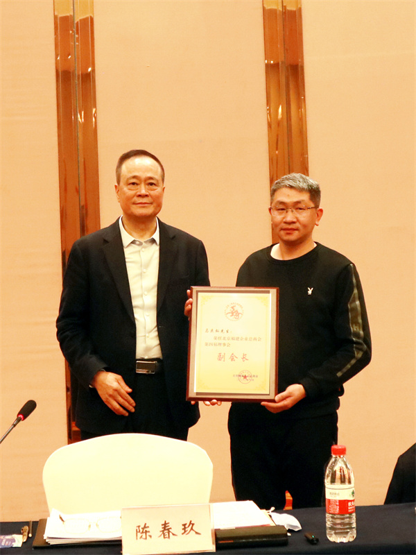 马庆灿.jpg 马庆灿.jpg