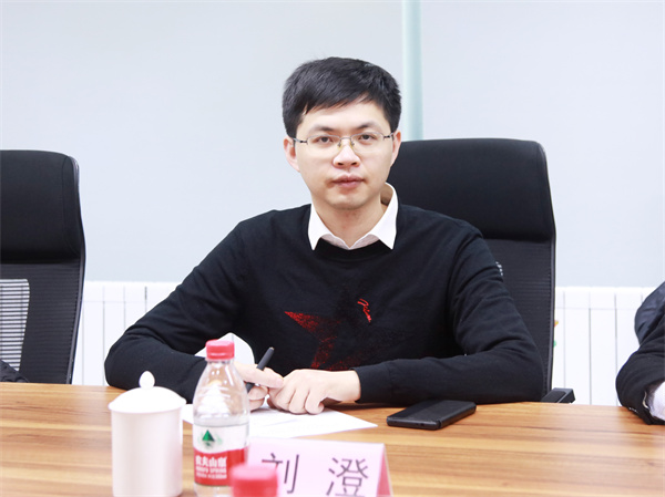 2L8A3414.jpg 2L8A3414.jpg