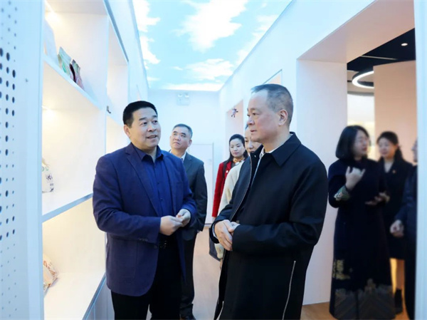 101010.jpg 101010.jpg